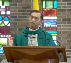 Monseñor Roy Campbell Jr. obispo auxiliar de Washington.