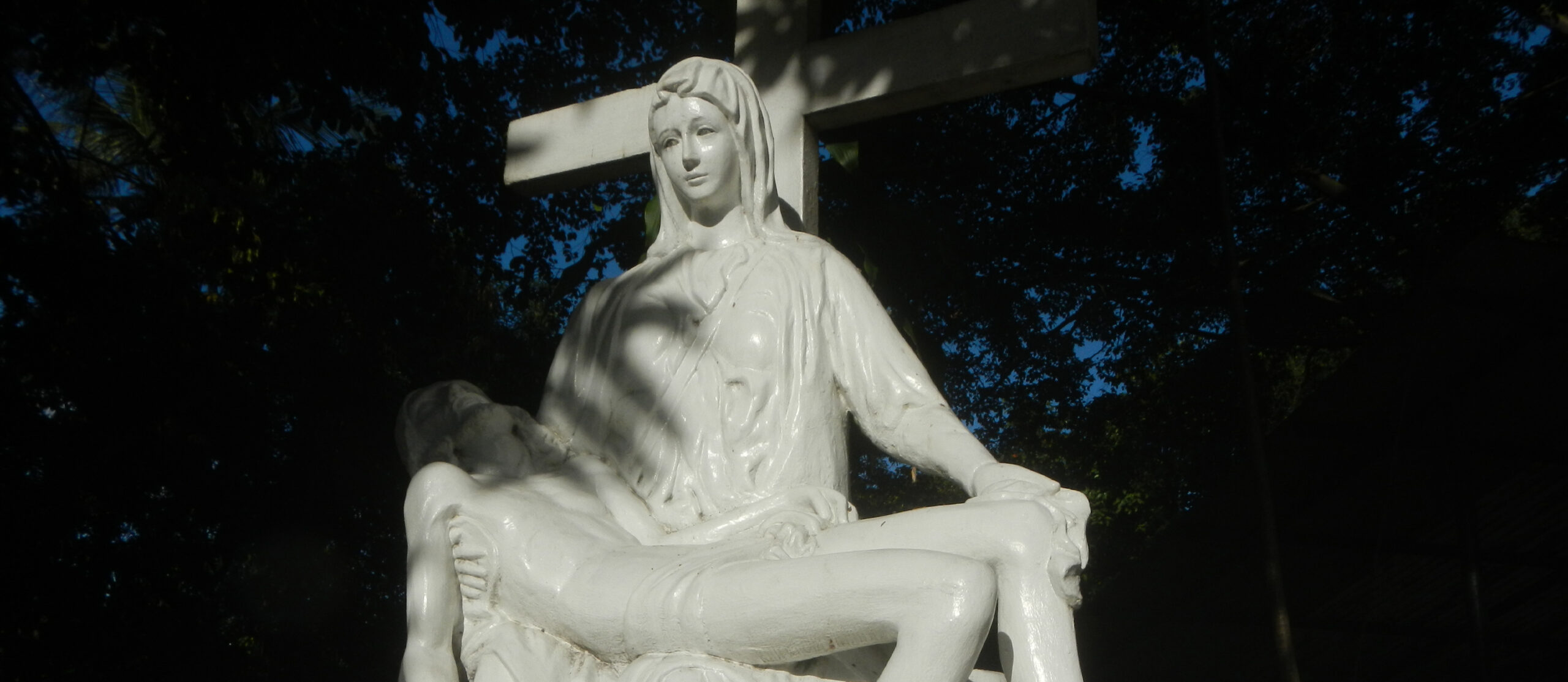 Saint-Dymphna-Statue-Florentino-Floro