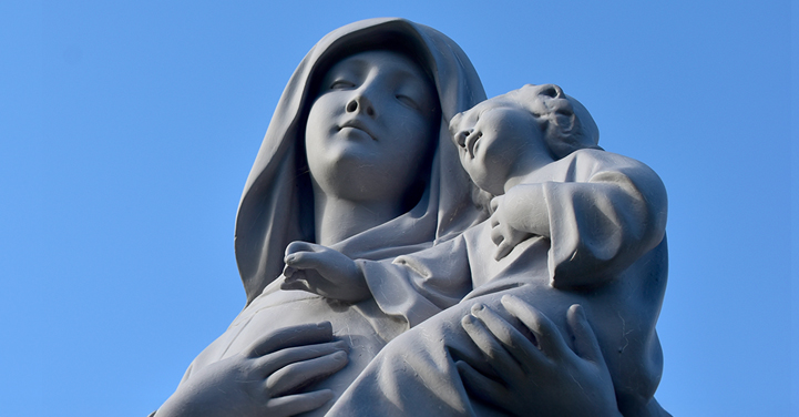 25-mary-christ-statue-horizontal